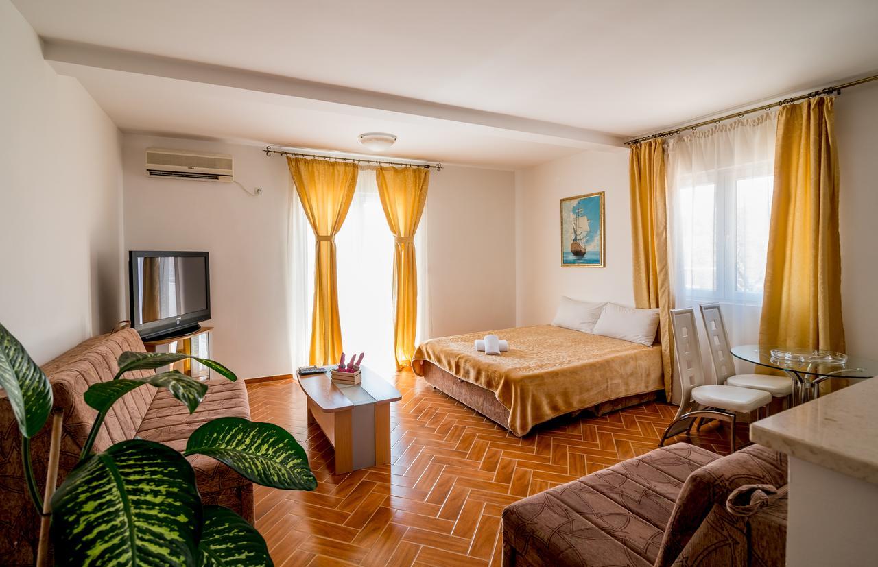 הרצג-נובי Bianca Apartments מראה חיצוני תמונה
